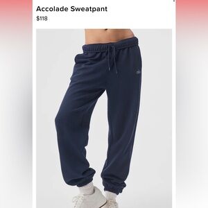 Alo accolade sweats.